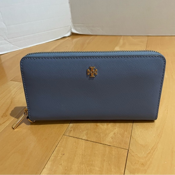 Tory Burch Handbags - Tory Burch cornflower blue wallet